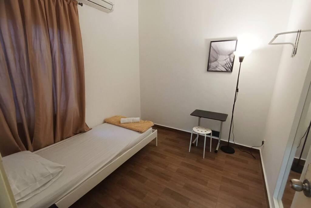 Tenang Retreat Holiday Home 3Bedroom 3Bath 2Parking Kajang Exterior photo